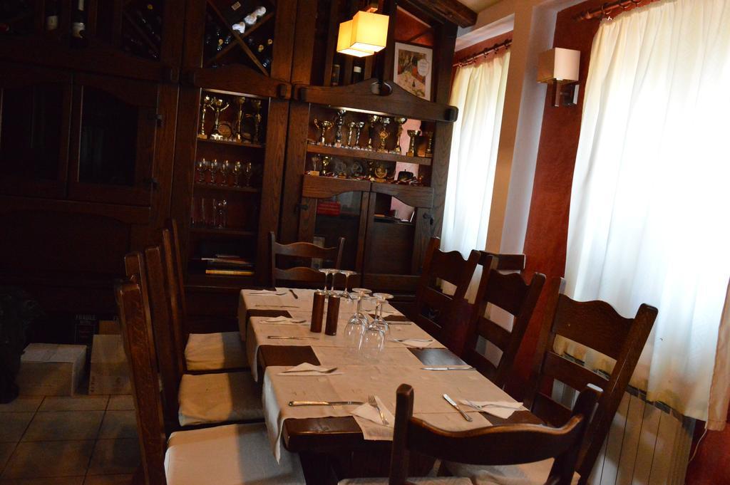 Arbat Guest Rooms ارباناسي المظهر الخارجي الصورة